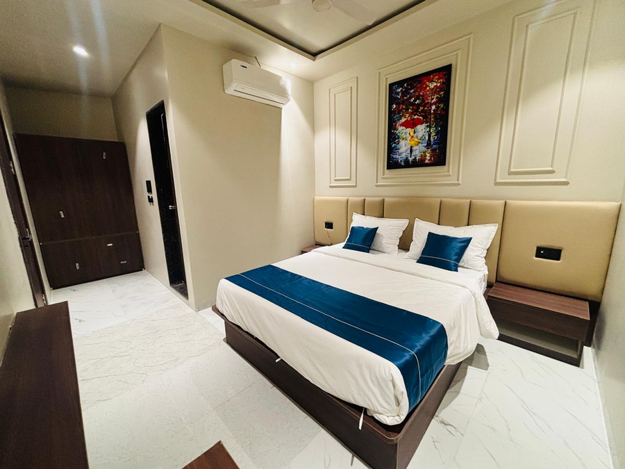 Grand Dularia, Banquet Hotel,Manewada,3 star