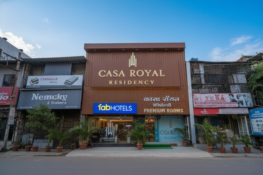 fabhotel casa the royal