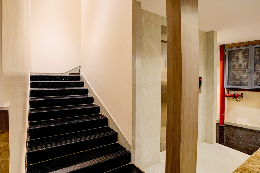 fabhotel casa the royal