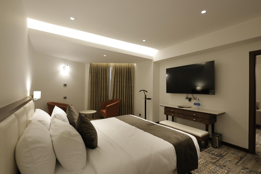 Empires Luxe Puri,Chakra Tirtha Road,5 star