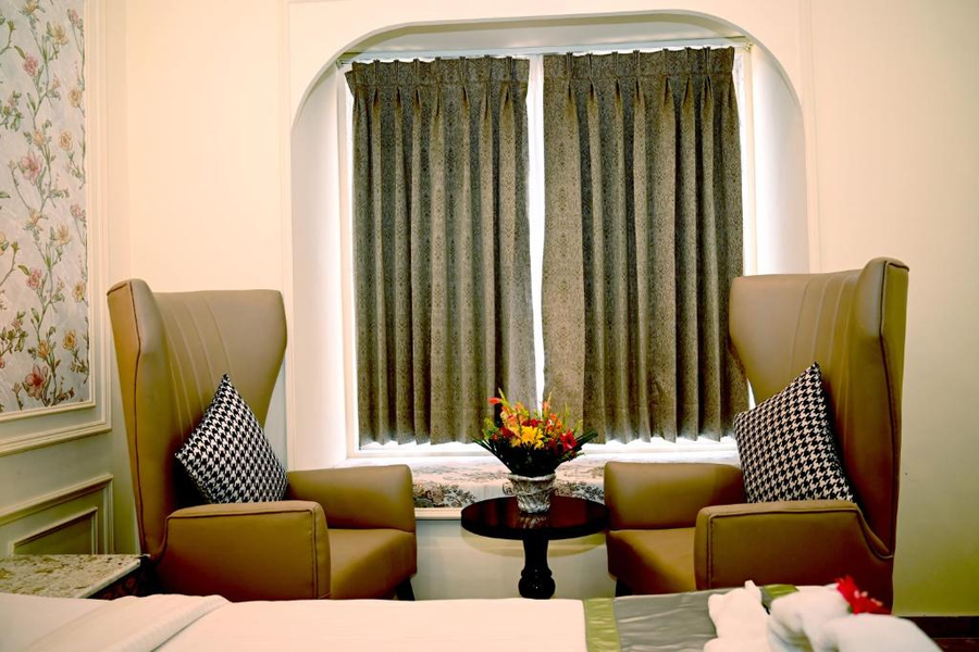 The Solenne Retreat,,3 star