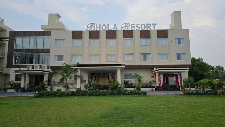 Bhola Resort,Prayagraj - Pratapgarh Rd, Mirzapurbaraisheo, Uttar Pradesh 212502,3 star