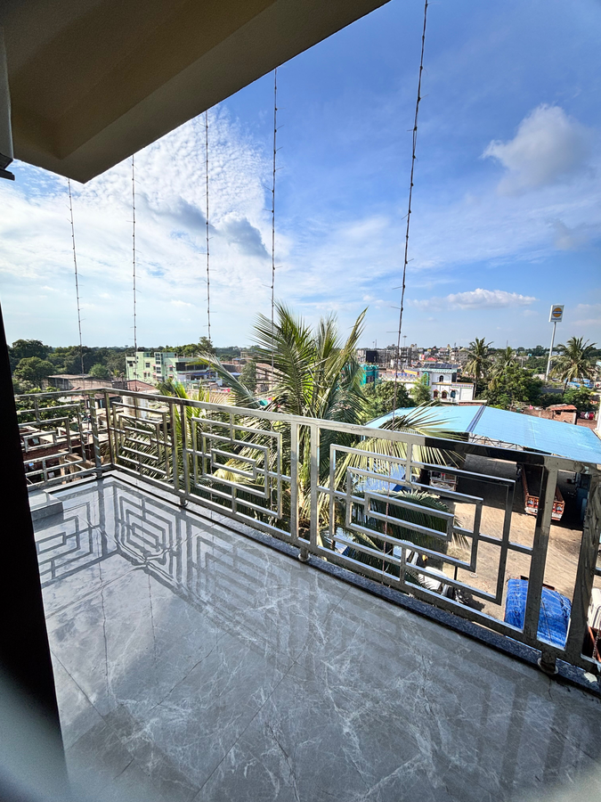 Grand Meridian Hotel & Restaurant,,3 star