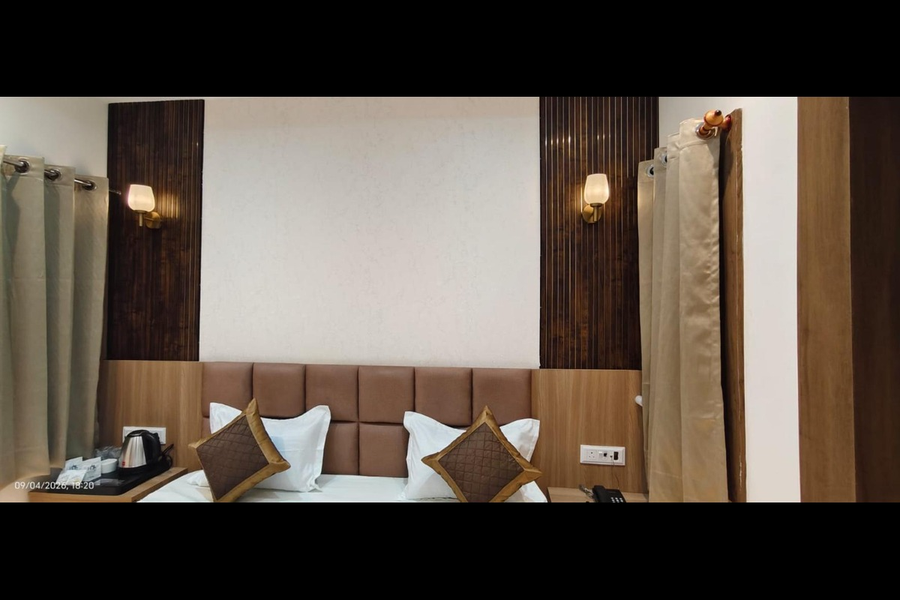 Hotel Dream Kashi,Ayodhya,3 star