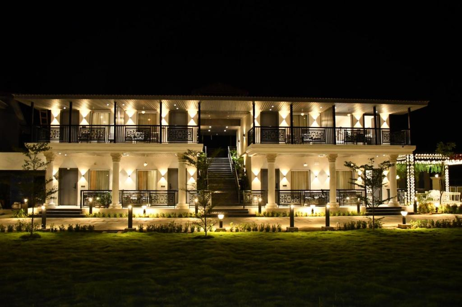 dev shanti hotel and resort