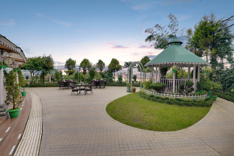 Keys Prima By Lemon Tree Hotels, Darjeeling,28/11, Old Kutchery Road, Darjeeling, West Bengal - 734101,4 star
