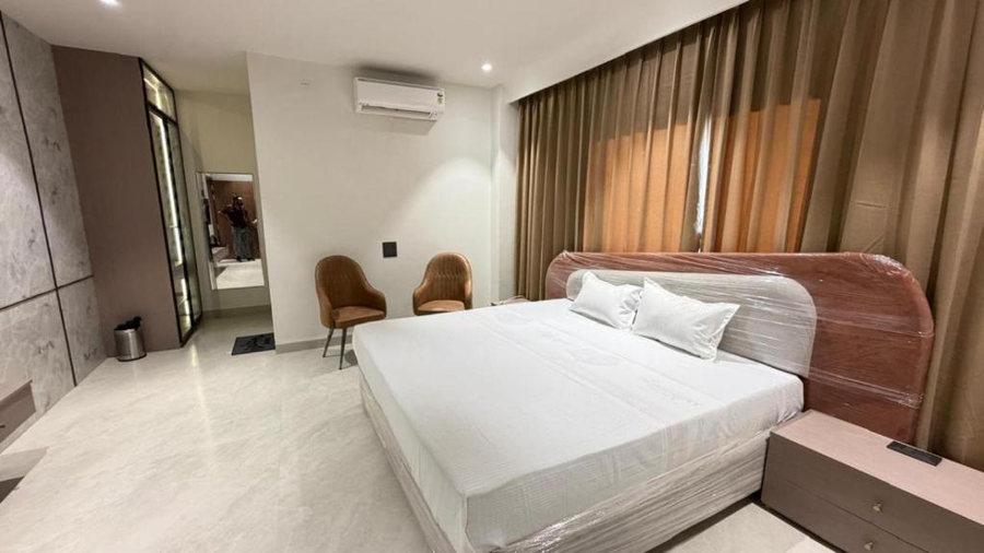 Hotel Gajanan Sehore Kubereshwar Dham Road Near By Railway Station,D Mart Chopal, Near, Sagar Road, Above Tata Showroom, Sehore, Mugispur, Madhya Pradesh 466001,3 star