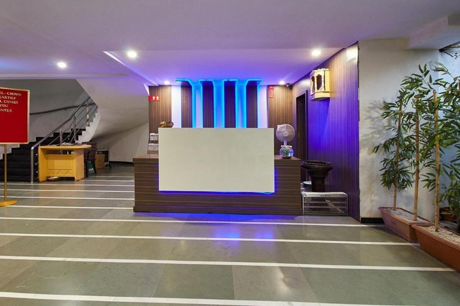 Hotel Crown,India>>Rajkot,3 star