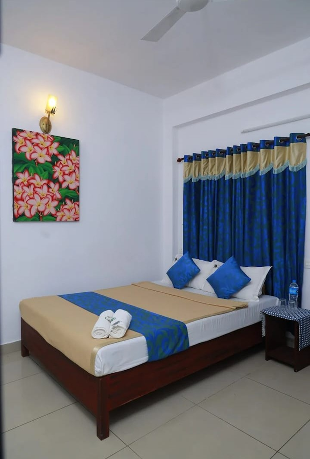 Periyar Woods,Kumily>>Idukki,2 star