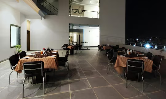 The Elegance Resort,,3 star