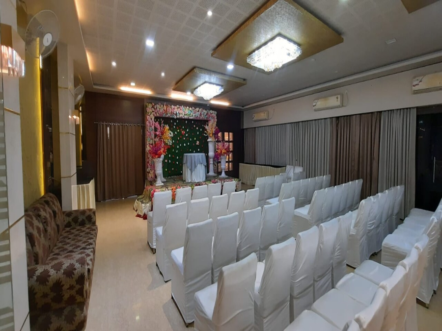 Hotel Grand Basant,,3 star