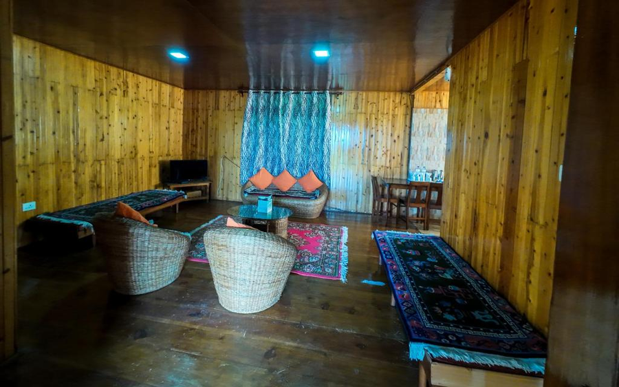 Pine Haven Resorts,Kalimpong>>Darjeeling,3 star
