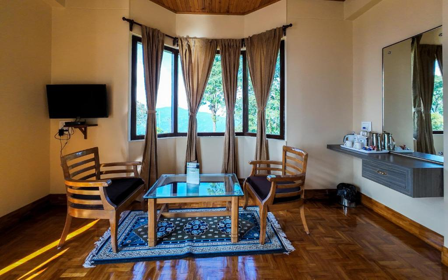 Pine Haven Resorts,Kalimpong>>Darjeeling,3 star