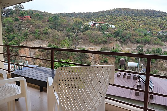 Home In The Hills,Dehradun, Dehradun,4 star