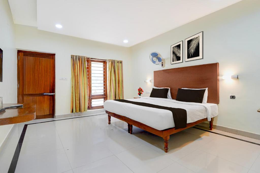 townhouse oak thiruvallam lakeview formerly travancore island resort