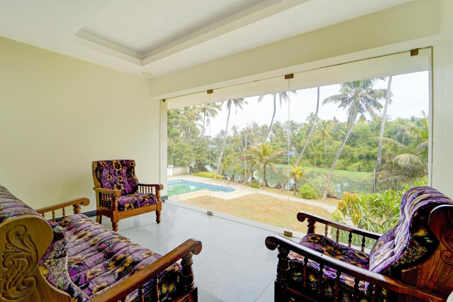 Super Townhouse Oak Thiruvallam Lakeview Formerly Travancore Island Resort,Thiruvananthapuram>>Kovalam,3 star