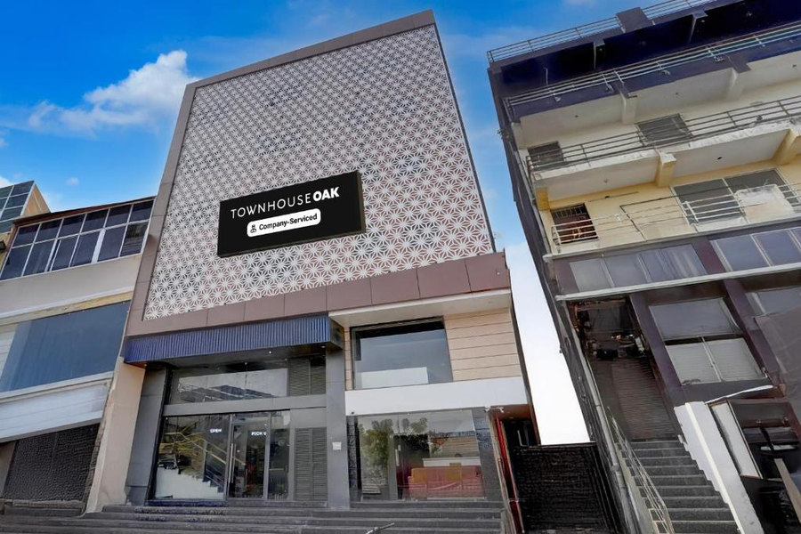 Super Townhouse Oak Railway Junction Kota Formerly Hotel Crosslane,Pushkar>>Ajmer,3 star