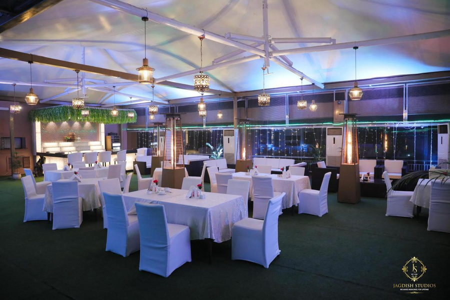 Hotel Clarks Shiraz,Idgah Colony,5 star