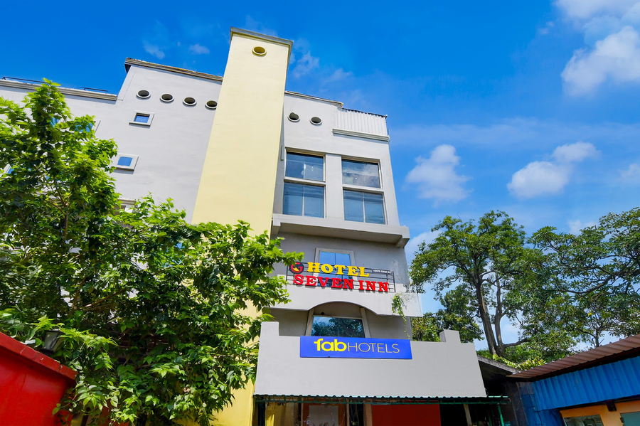 fabhotel seven inn