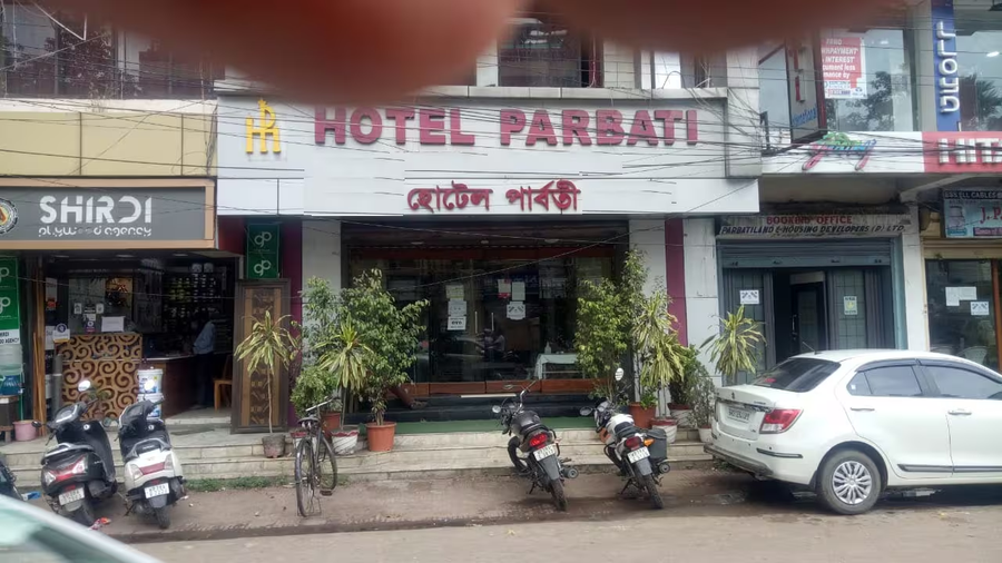 Hotel Parbati International,,3 star