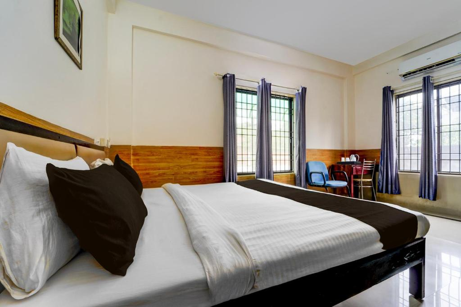 Super Hotel O Kollamkudimughal Kakkanad Formerly Diamond Inn,Located In Kakkanad, Oyo 8273 Diamond Inn Is A Perfect Starting Point From Which To Explore Kochi. T,3 star