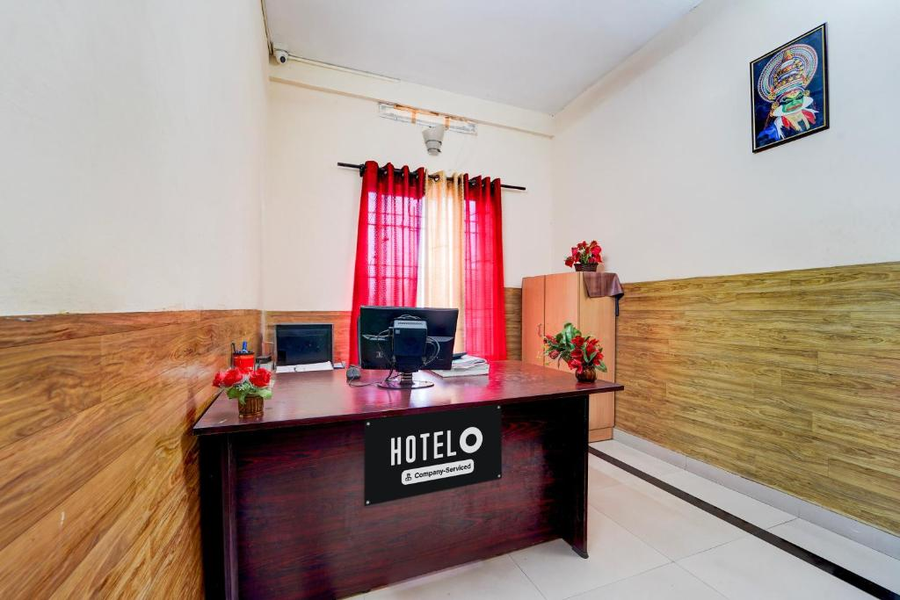 Super Hotel O Kollamkudimughal Kakkanad Formerly Diamond Inn,Located In Kakkanad, Oyo 8273 Diamond Inn Is A Perfect Starting Point From Which To Explore Kochi. T,3 star