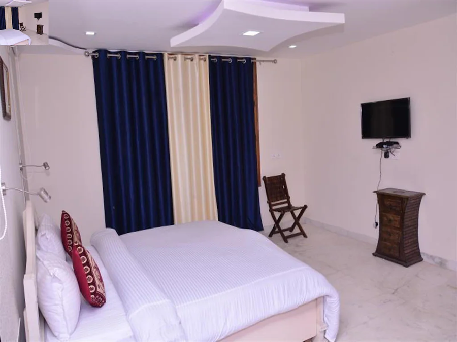 Ellays Dream Resort,,3 star