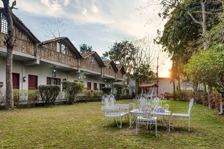 ashokas tiger trail resort