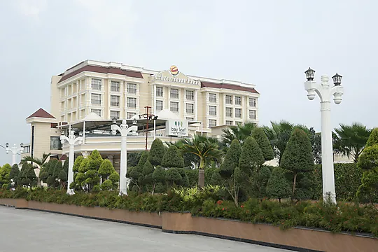 Clarion Inn Indore,Ujjain-Indore Road,3 star