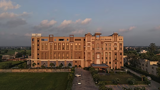 Geeta Sarovar Portico, Panipat,,4 star