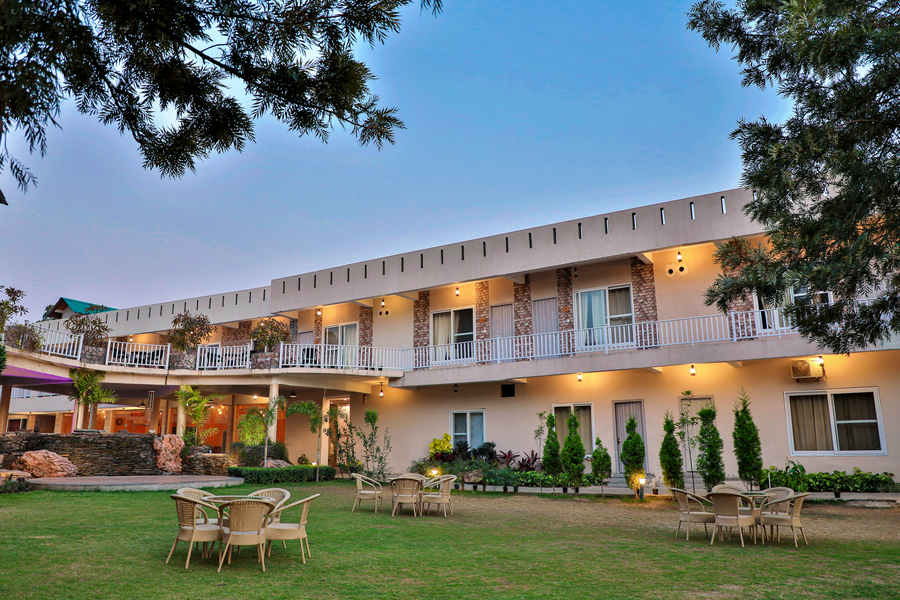 vow resorts and spa corbett