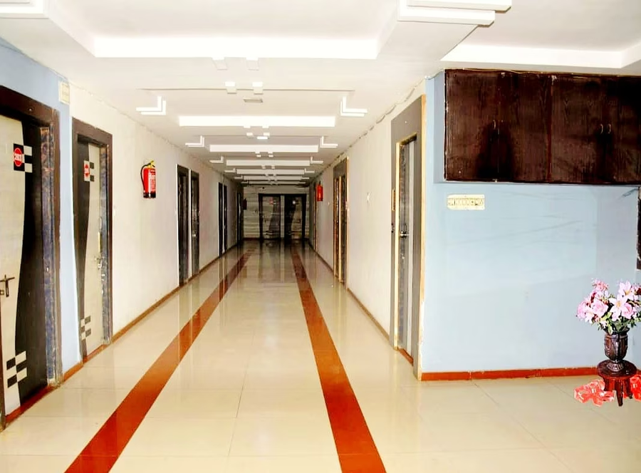 Hotel Divya Palace,Odhav,3 star