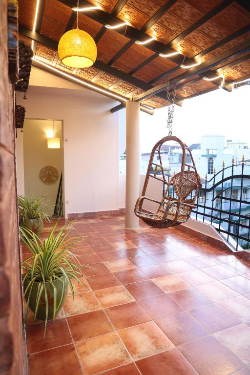 Dwaraka Guest House,,2 star