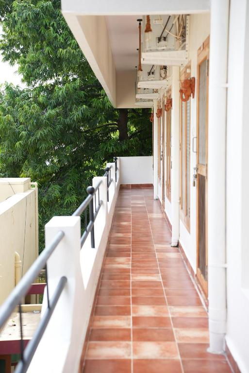 dwaraka guest house