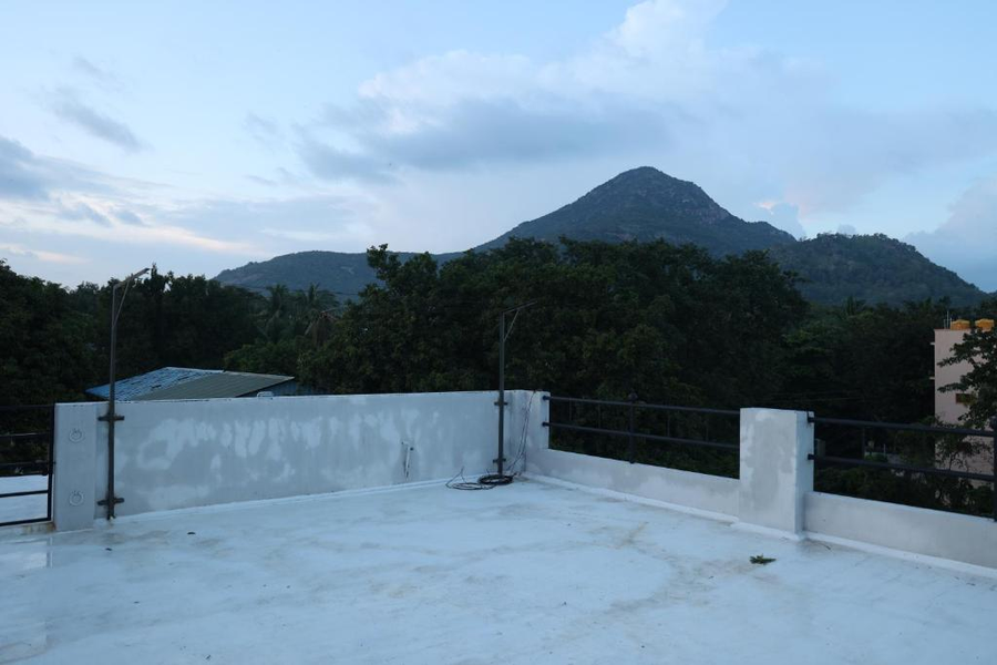 dwaraka guest house