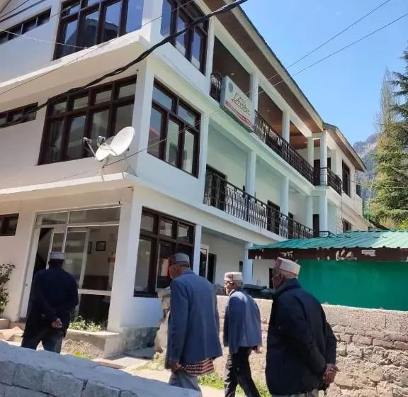 hotel devidyar