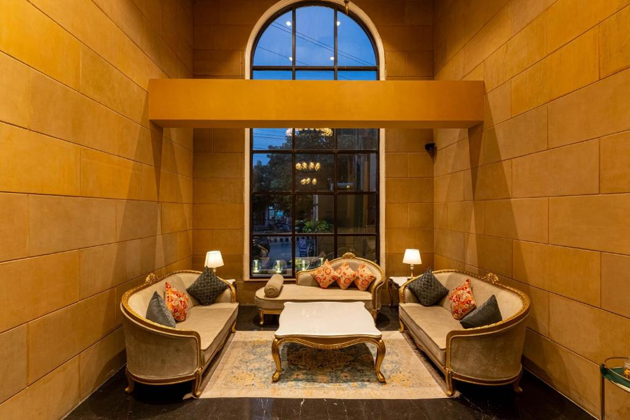 historia royal hotel and spa