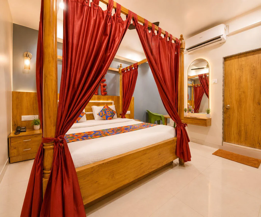 Hotel Apollo,,2 star