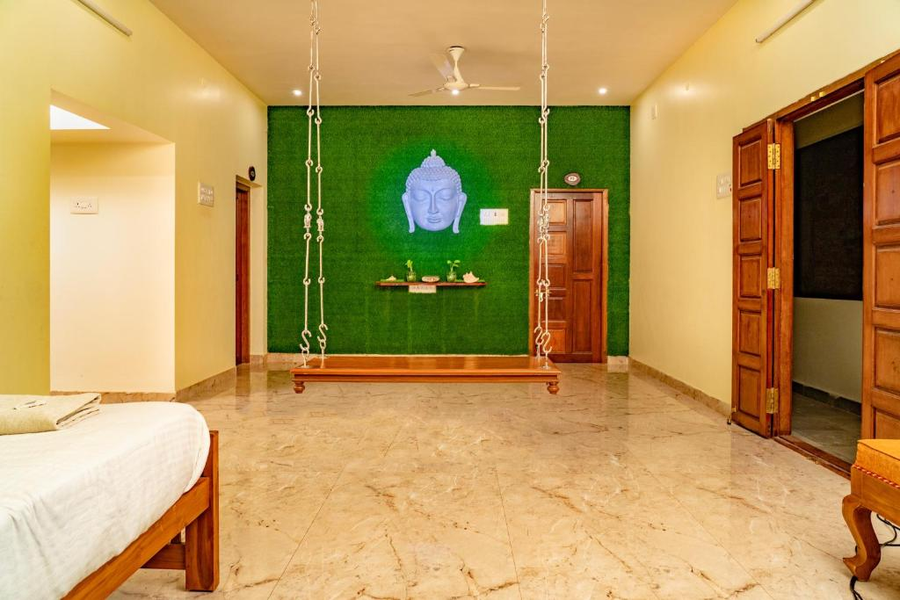 Bairava Bliss Inn,,3 star