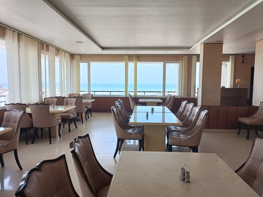 The Seashore Hotel,2/12, East Car Street, Kanyakumari, Tamil Nadu 629702,3 star