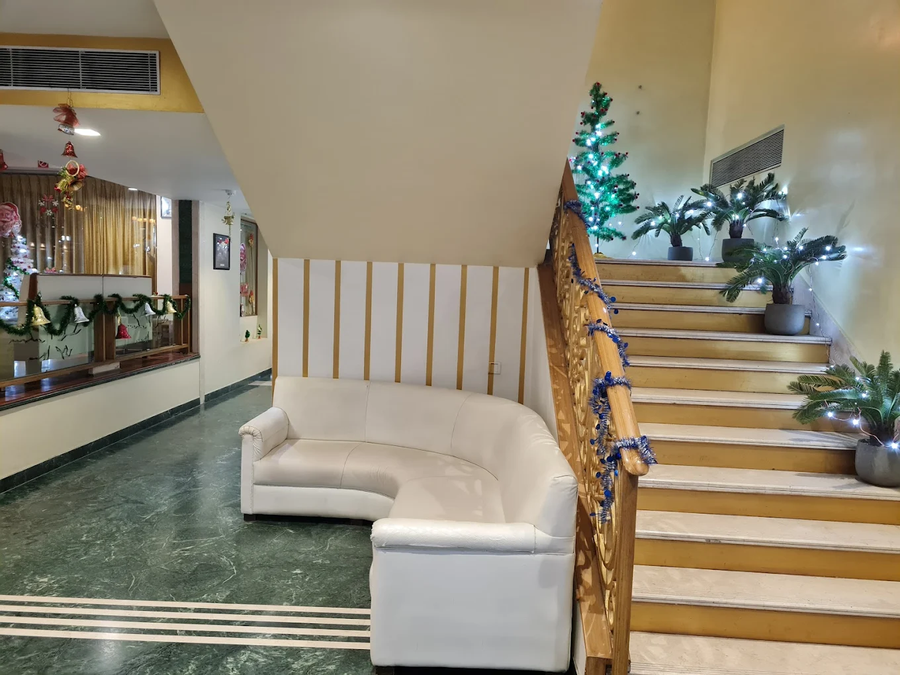 The Senator Hotel,Elgin Zone,3 star