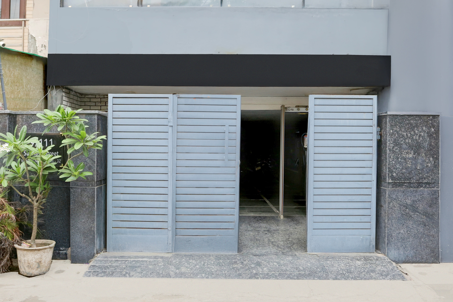 super townhouse shahdara near yamuna sports complex formerly hotel ipotel