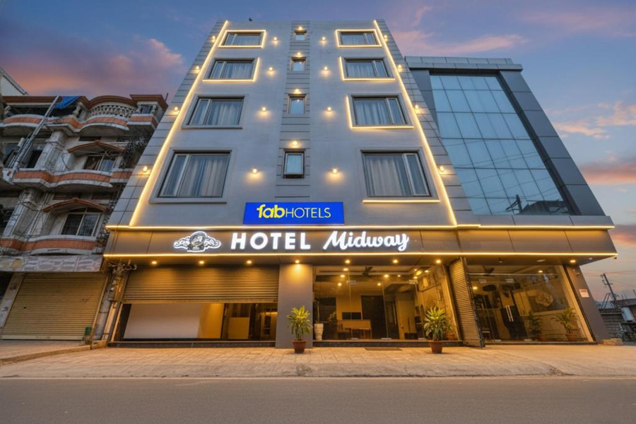 fabhotel midway