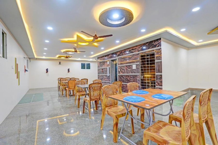 fabhotel saravana shelters residency