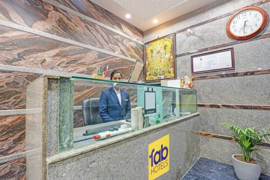 fabhotel saravana shelters residency