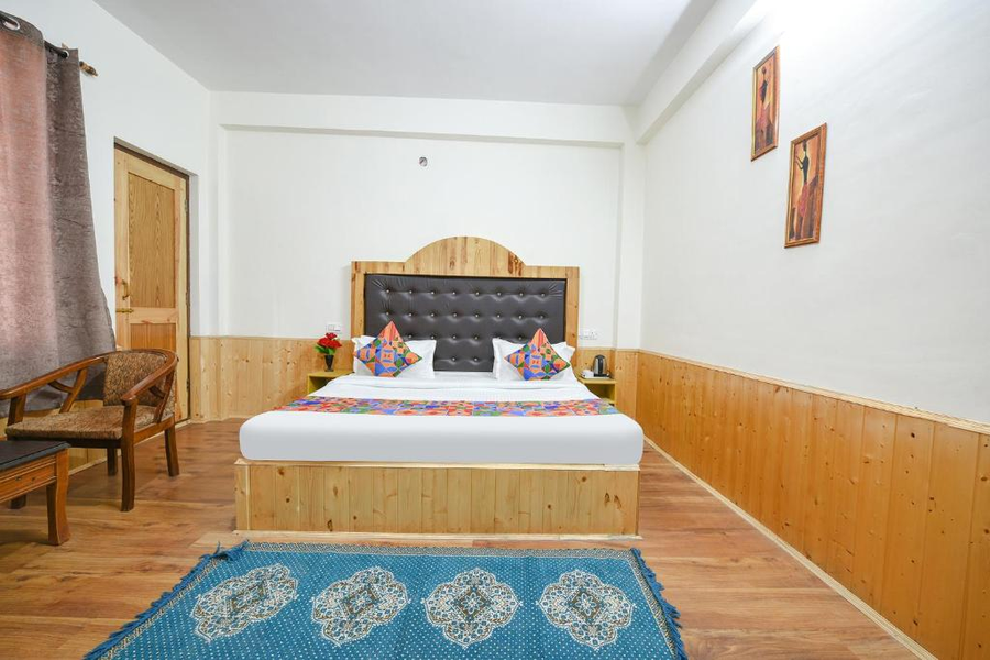 Via Paradise Guest House,,3 star