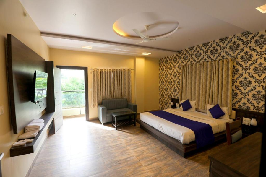 Hotel Veda Resort,,3 star