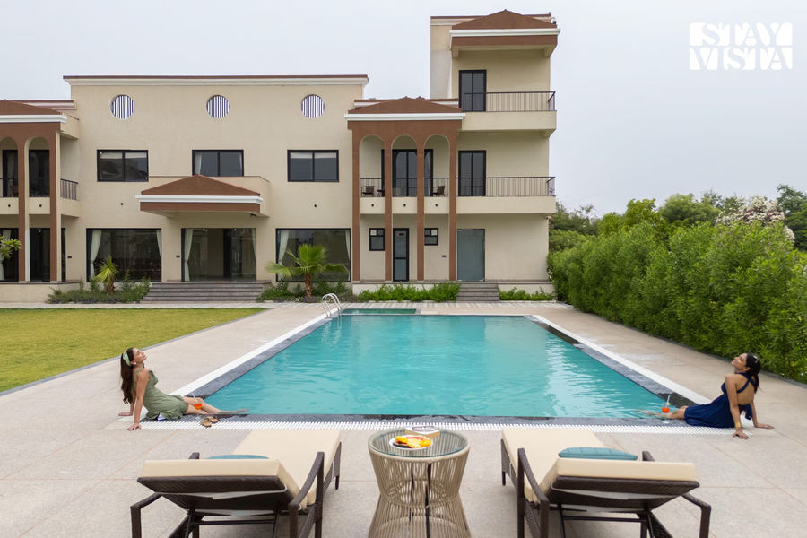 stayvista at eleganza villas and resort