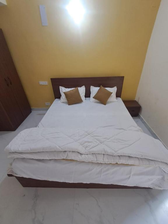 Keshav Inn Hotel And Banquet,,2 star