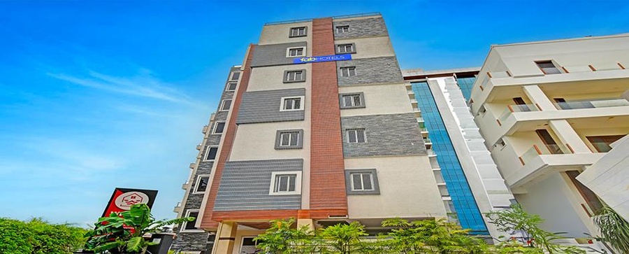 Fabhotel White House Leo,,3 star